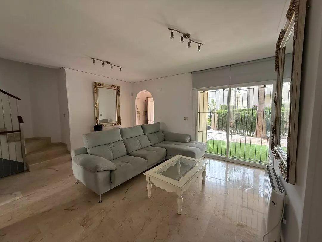 3-bedroom Town House In Marbella, Spain (227 M²)