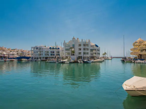 9-bedroom Apartment In Benalmádena, Spain (639 M²)