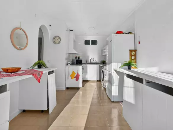 3-bedroom Villa In Torrevieja, Spain (123 M²)