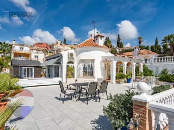 3-bedroom Villa In Vélez – Málaga, Spain (193 M²)