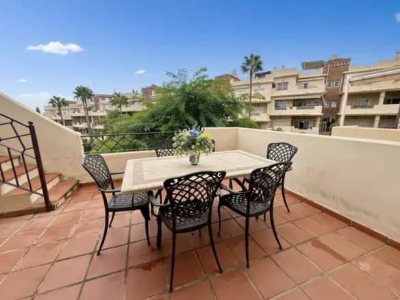 3-bedroom Apartment In Estepona, Spain (107 M²)