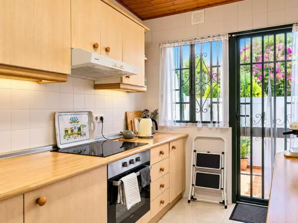 3-bedroom Town House In Casares, Spain (135 M²)