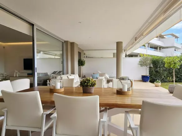3-bedroom Apartment In Benahavis, Spain (120 M²)