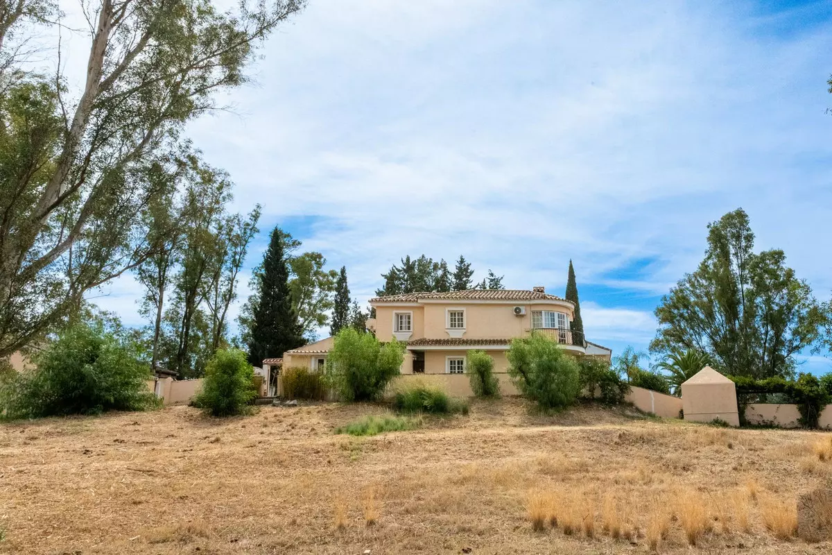 6-bedroom Country House In Mijas, Spain (542 M²)