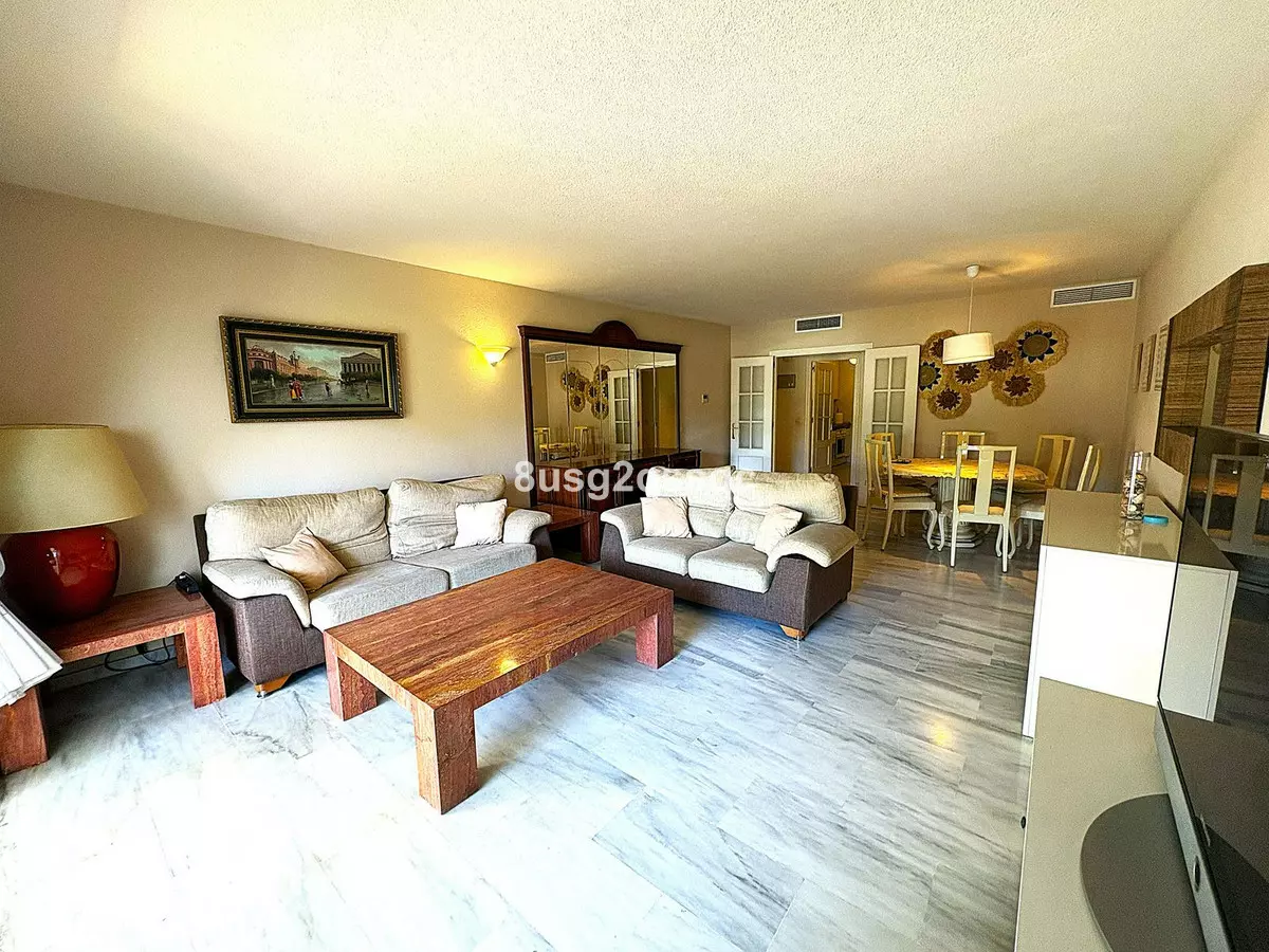 3-bedroom Apartment In Estepona, Spain (124 M²)