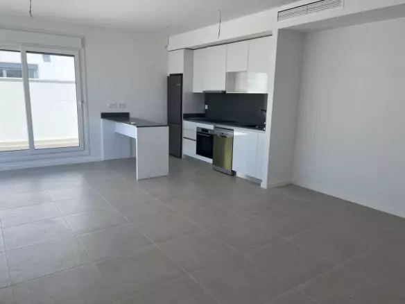 3-bedroom Apartment In Estepona, Spain (126 M²)
