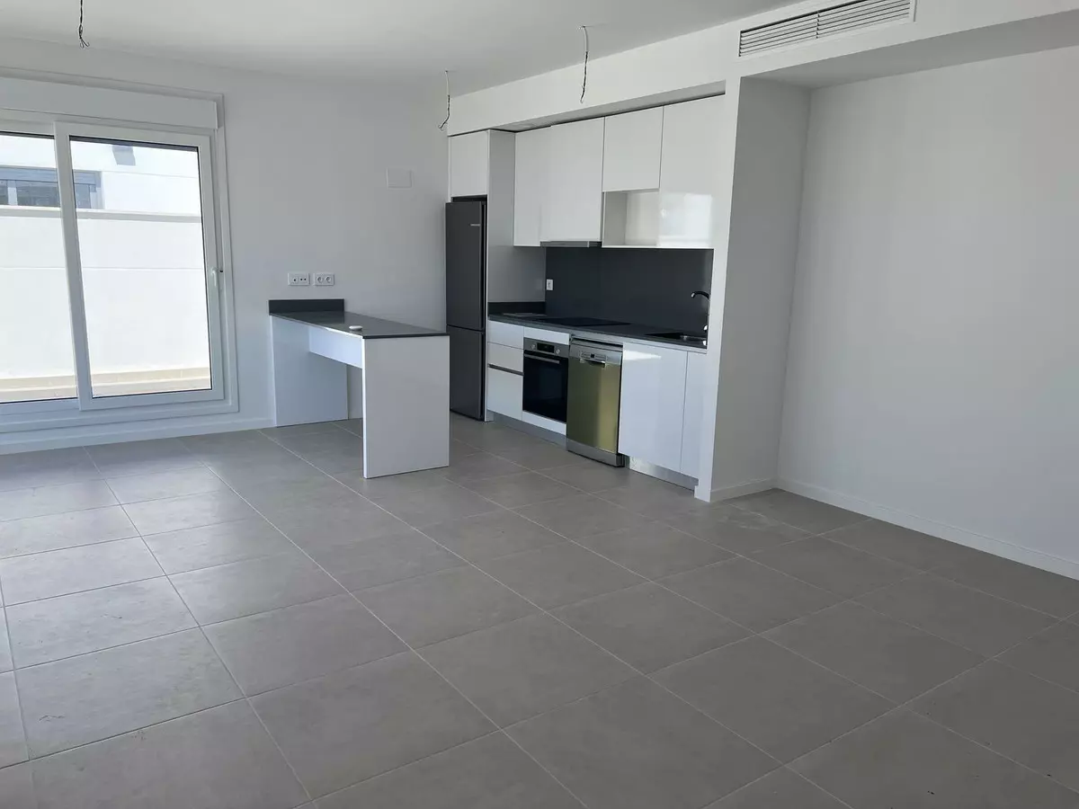 3-bedroom Apartment In Estepona, Spain (126 M²)