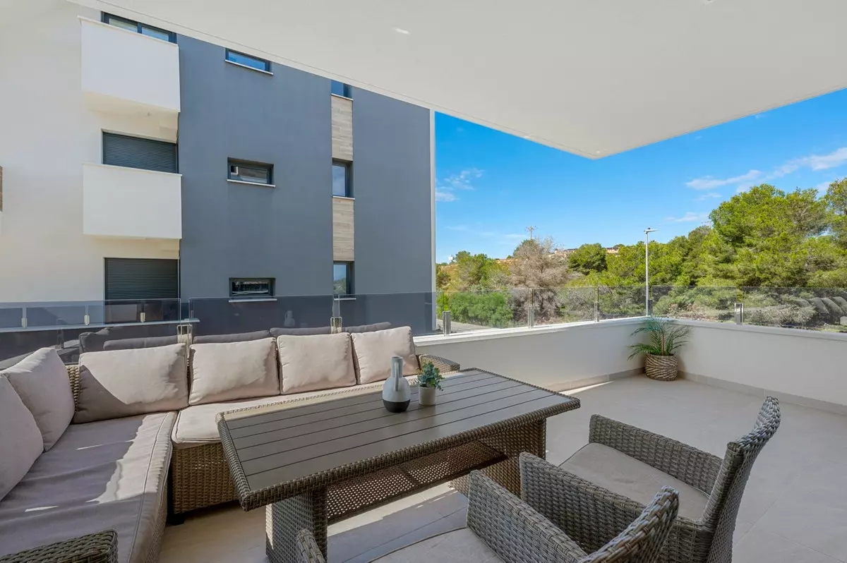 2-bedroom Apartment In Orihuela, Spain (80 M²)