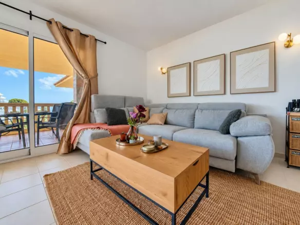 2-bedroom Apartment In Fuengirola, Spain (85 M²)