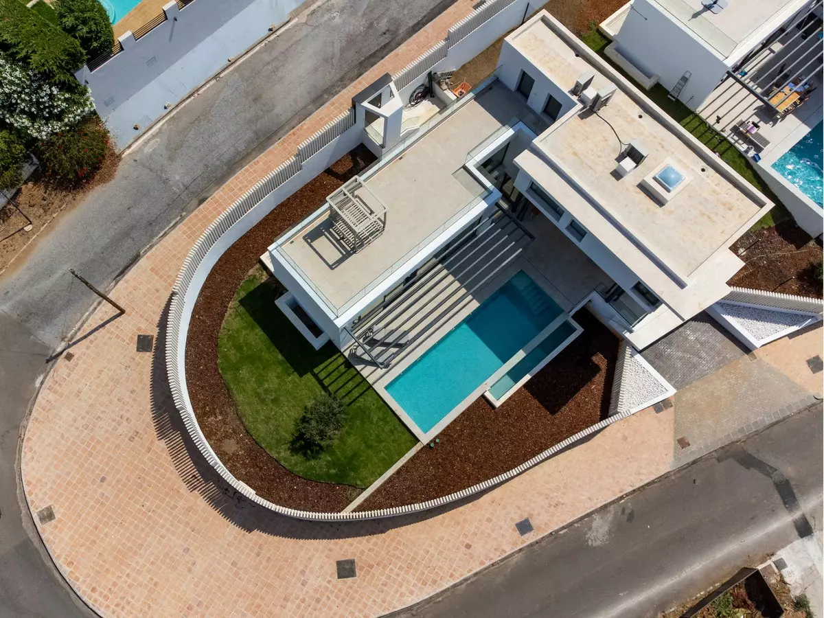 4-bedroom Villa In Mijas, Spain (337 M²)
