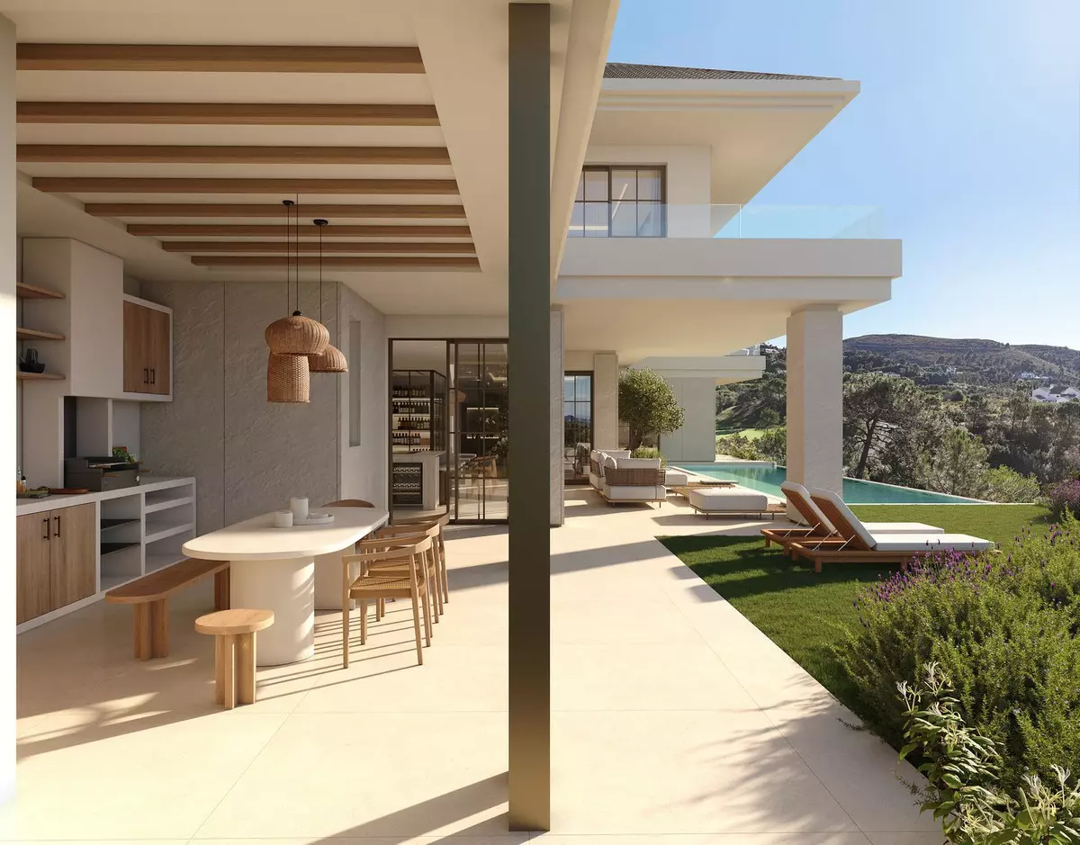 4-bedroom Villa In Benahavis, Spain (610 M²)