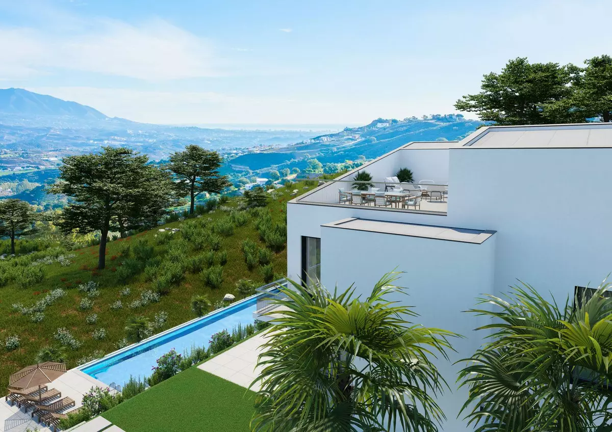 3-bedroom Country House In Marbella, Spain (1.000 M²)