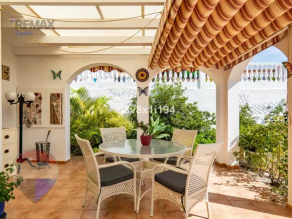 3-bedroom Villa In Vélez – Málaga, Spain (193 M²)