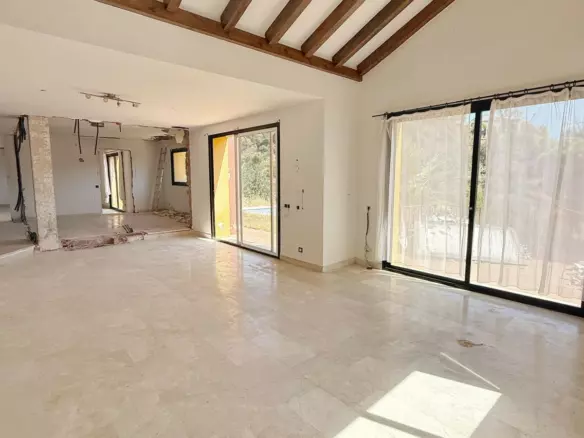 5-bedroom Villa In Marbella, Spain (525 M²)