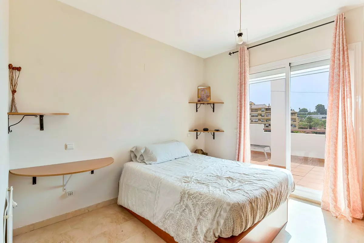 3-bedroom Apartment In Estepona, Spain (126 M²)