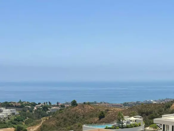 4-bedroom Villa In Mijas, Spain (235 M²)