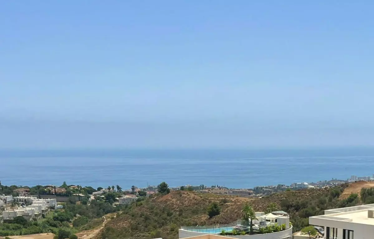 4-bedroom Villa In Mijas, Spain (235 M²)
