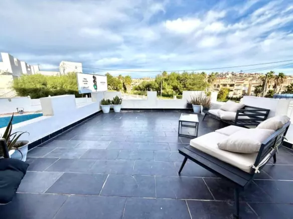 6-bedroom Villa In Orihuela, Spain (218 M²)
