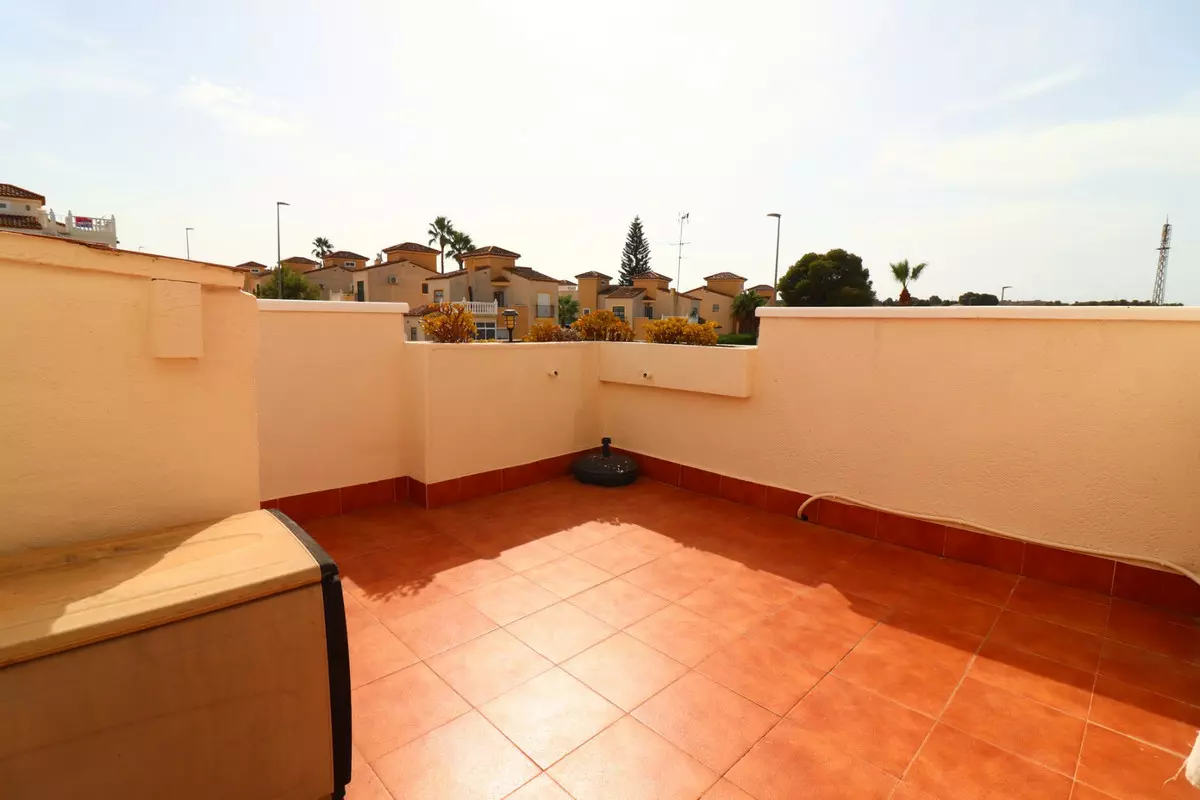 2-bedroom Villa In Algorfa, Spain (93 M²)