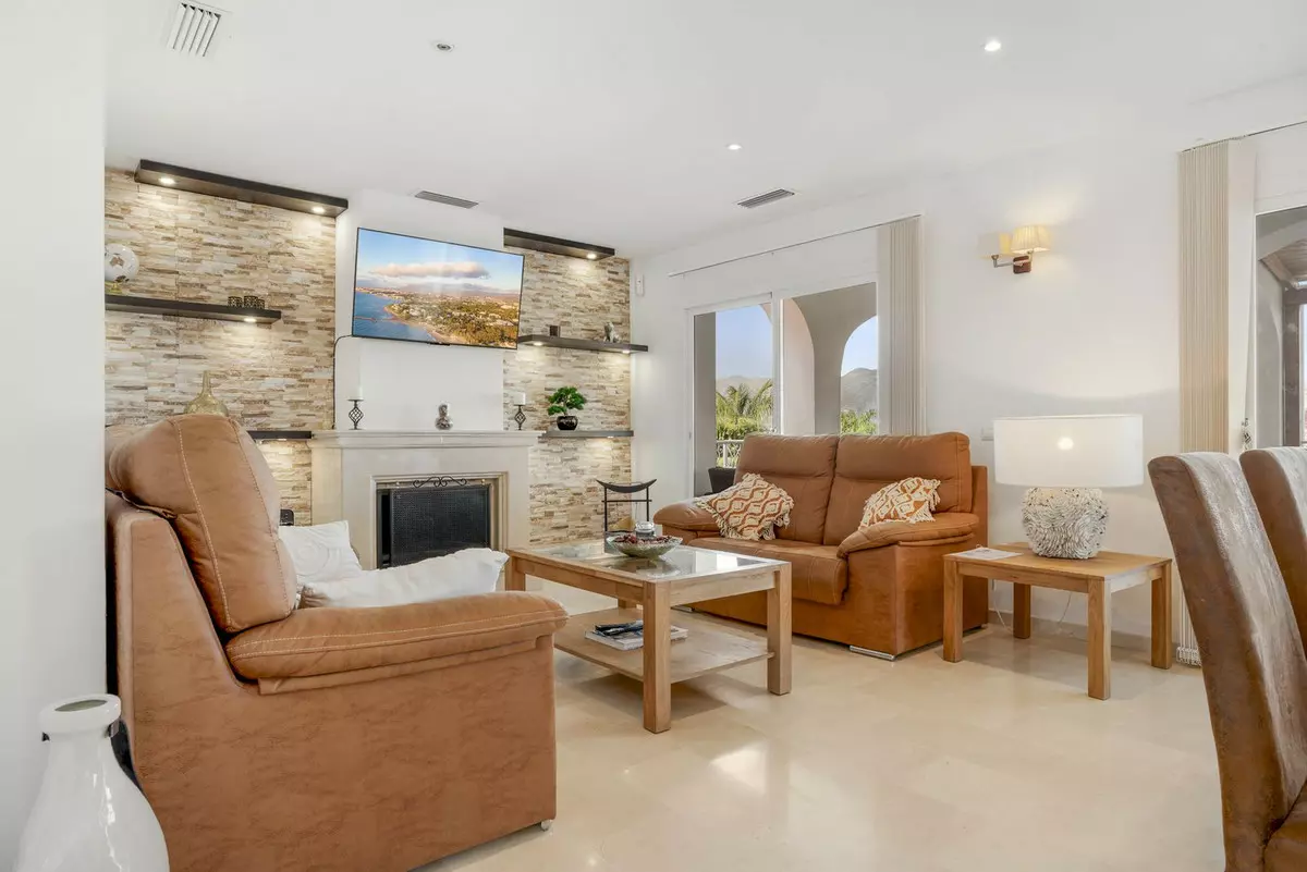 5-bedroom Villa In Mijas, Spain (342 M²)