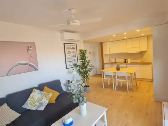 2-bedroom Apartment In Torrevieja, Spain (50 M²)