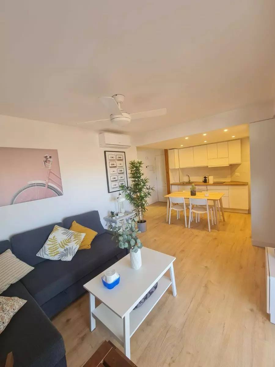 2-bedroom Apartment In Torrevieja, Spain (50 M²)