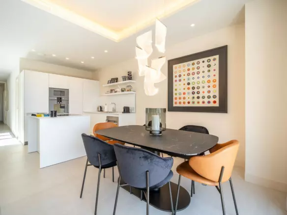 4-bedroom Town House In Estepona, Spain (398 M²)