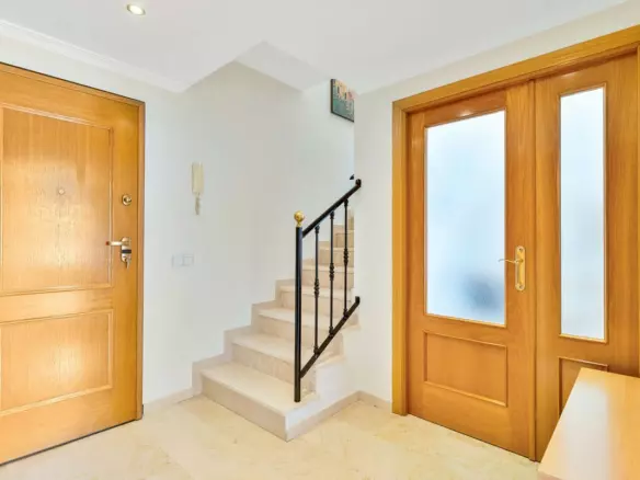 3-bedroom Apartment In Estepona, Spain (126 M²)