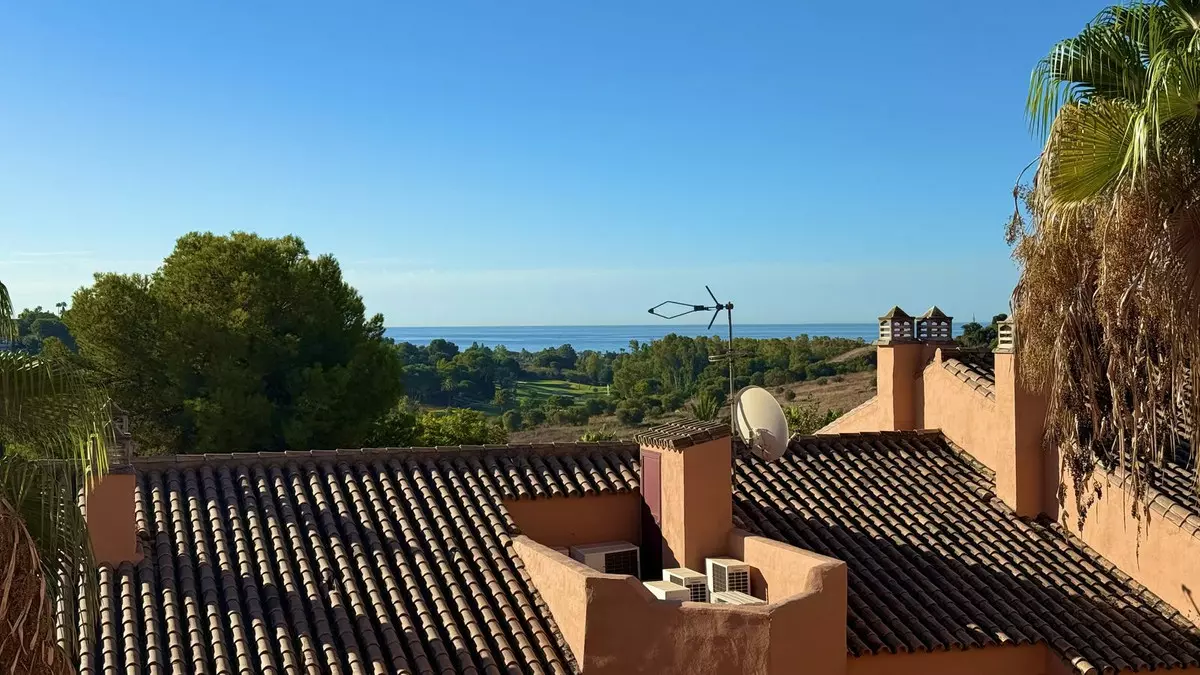 1-bedroom Apartment In Benahavis, Spain (78 M²)