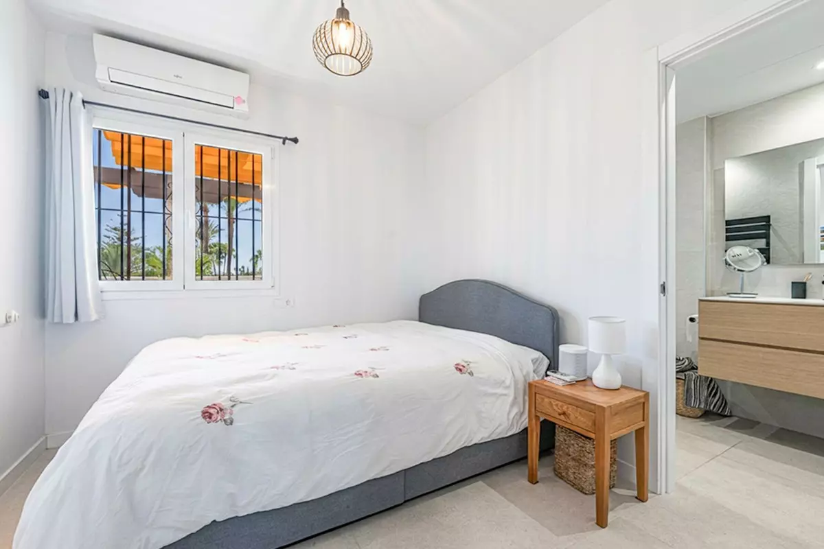 2-bedroom Apartment In Marbella, Spain (82 M²)