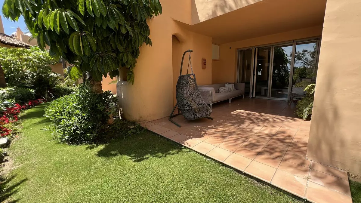 3-bedroom Apartment In Marbella, Spain (176 M²)
