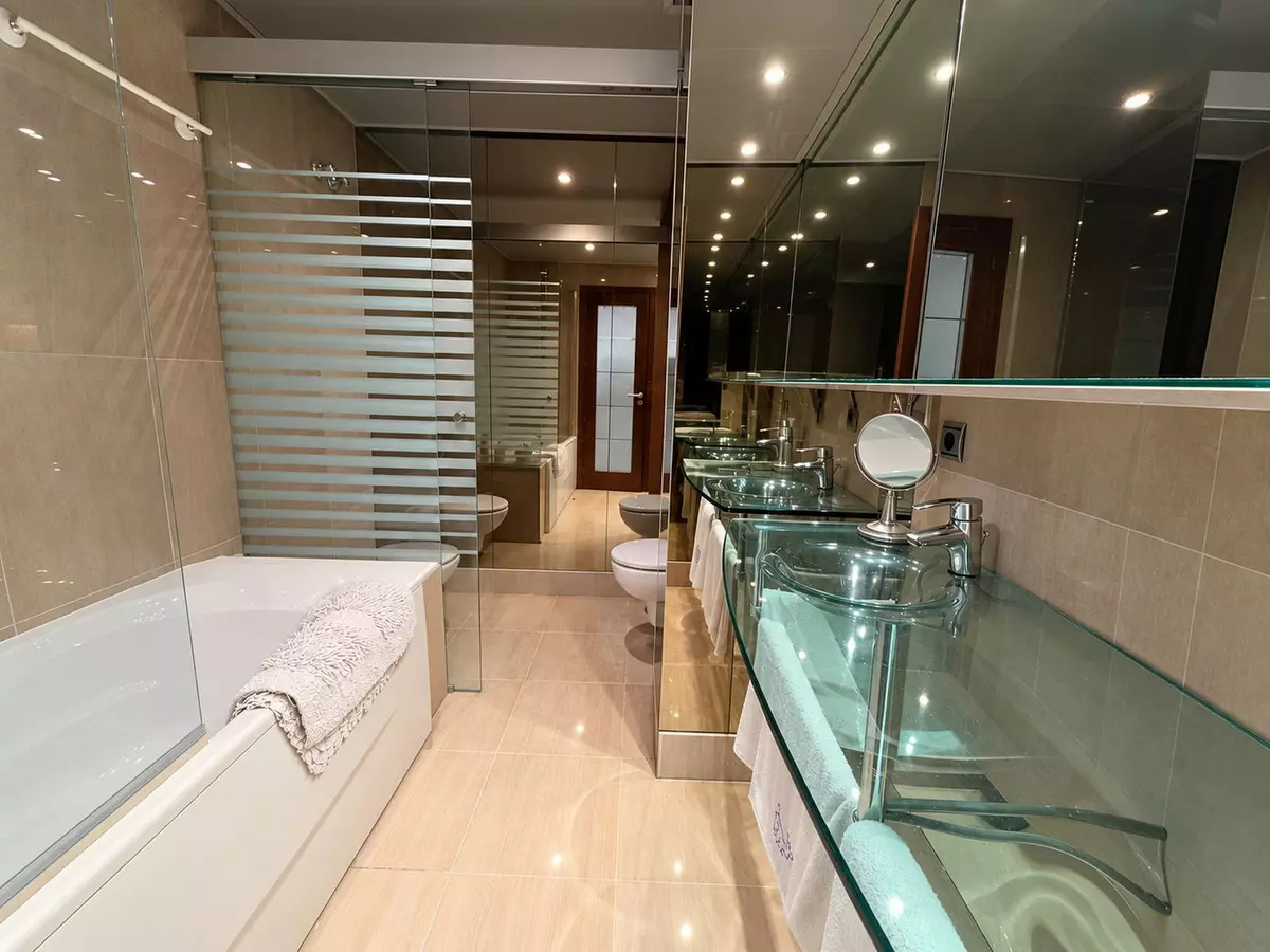 2-bedroom Apartment In Estepona, Spain (134 M²)