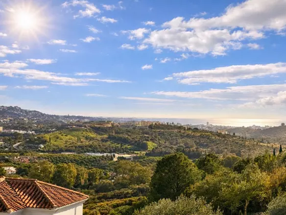 6-bedroom Villa In Mijas, Spain (425 M²)