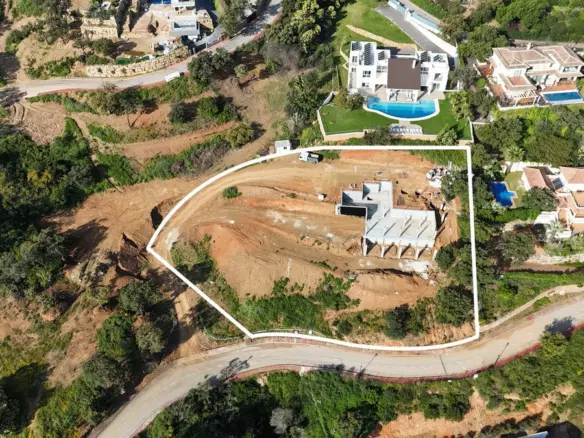 4-bedroom Villa In Marbella, Spain (553 M²)