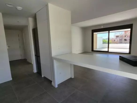 2-bedroom Apartment In Estepona, Spain (99 M²)