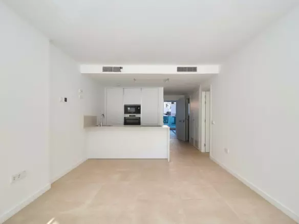 2-bedroom Apartment In Fuengirola, Spain (69 M²)