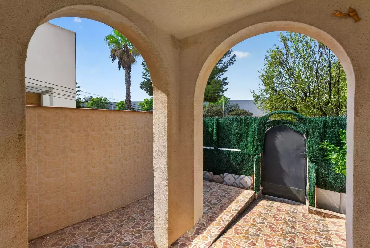 3-bedroom Town House In Torrevieja, Spain (55 M²)