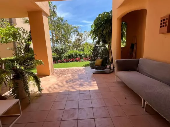 3-bedroom Apartment In Marbella, Spain (176 M²)