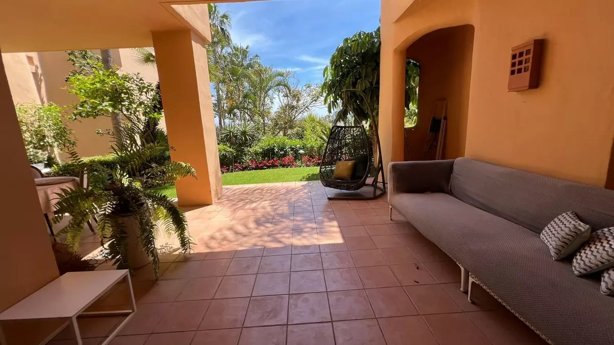 3-bedroom Apartment In Marbella, Spain (176 M²)