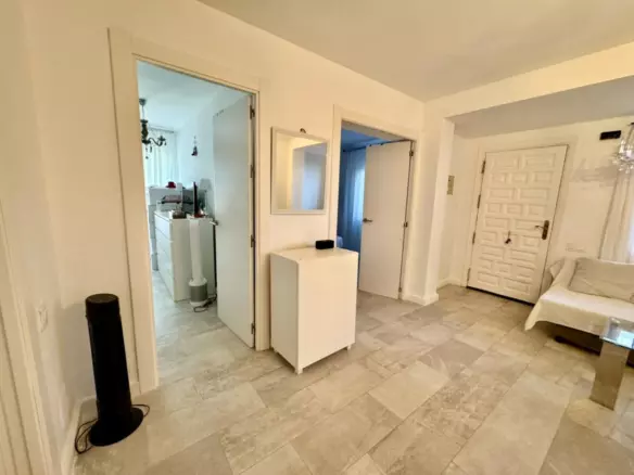 2-bedroom Apartment In Estepona, Spain (56 M²)