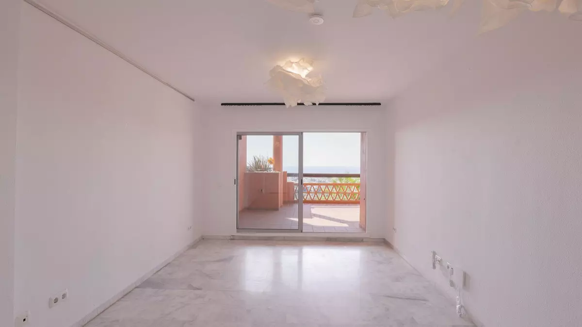 2-bedroom Apartment In Marbella, Spain (111 M²)