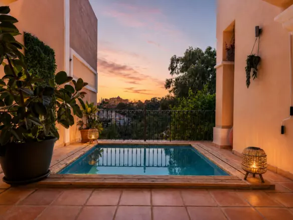3-bedroom Villa In Marbella, Spain (204 M²)
