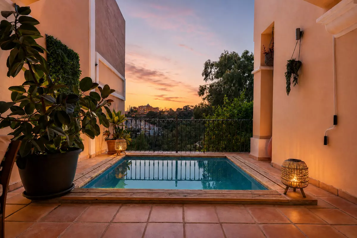 3-bedroom Villa In Marbella, Spain (204 M²)