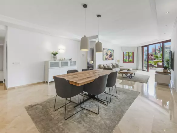 2-bedroom Apartment In Estepona, Spain (189 M²)
