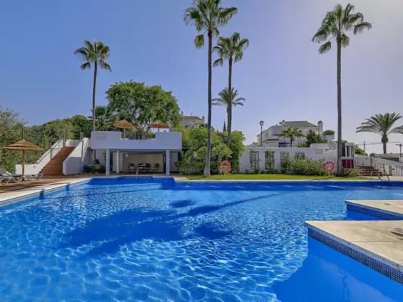 3-bedroom Apartment In Málaga, Spain (146 M²)