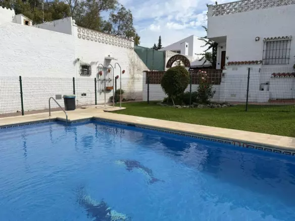 2-bedroom Town House In Estepona, Spain (100 M²)