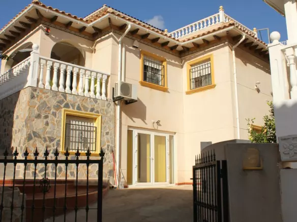 5-bedroom Villa In Orihuela, Spain (178 M²)