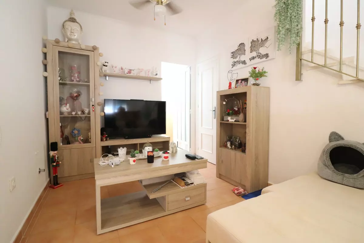 2-bedroom Villa In Algorfa, Spain (93 M²)