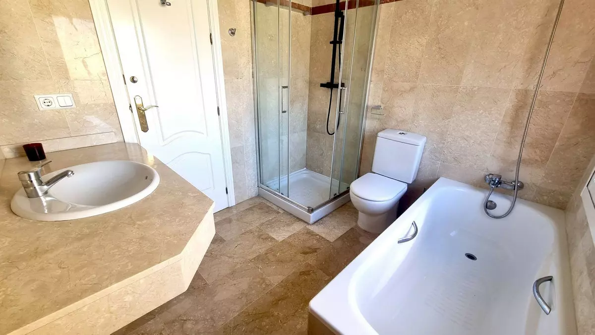 3-bedroom Town House In Marbella, Spain (209 M²)