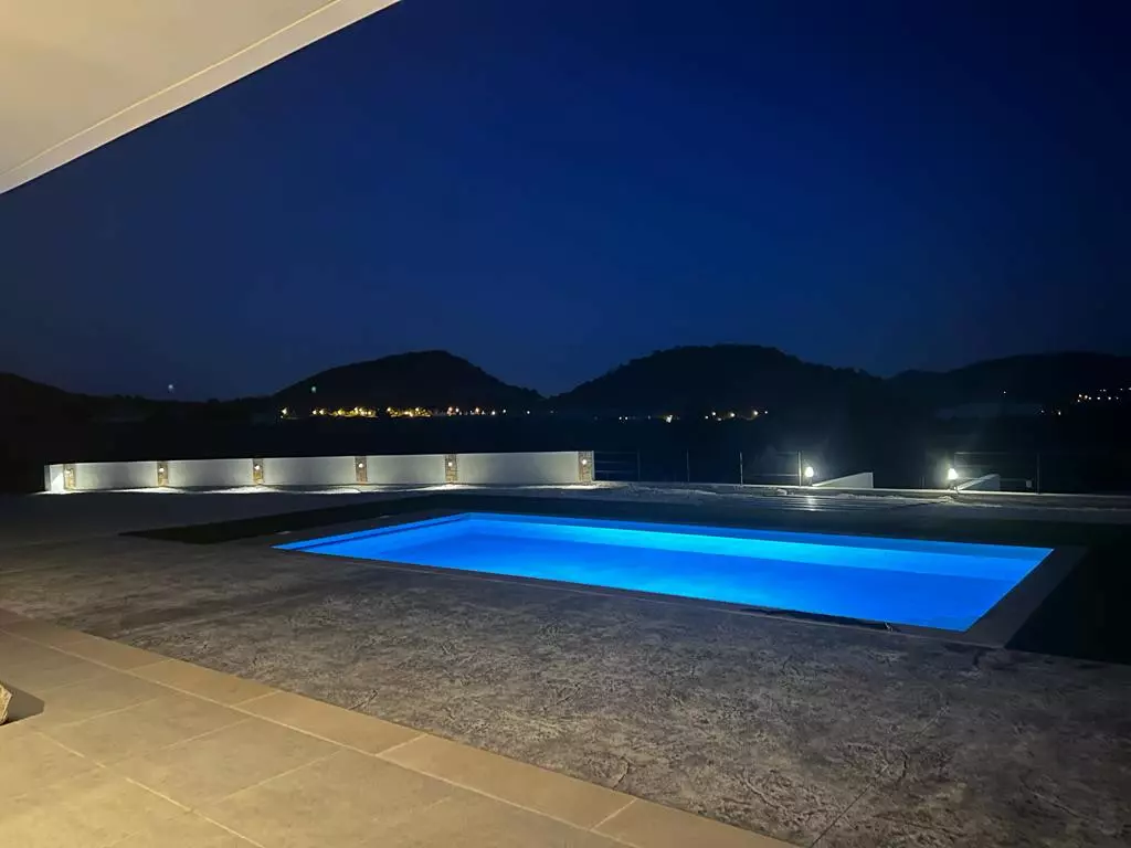 4-bedroom Villa In Aspe, Spain (227 M²)